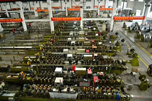 k8凯发不锈钢厂生产车间